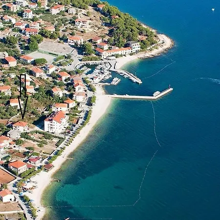 Апартаменты Capitano Слатине