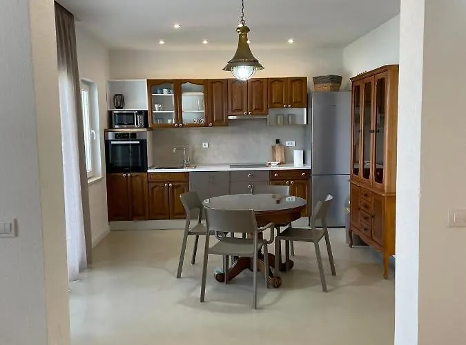 Апартаменты Capitano Слатине