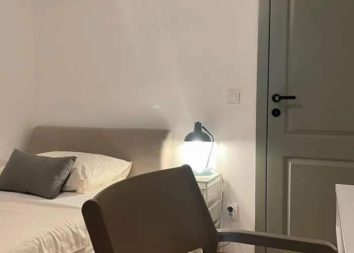 アパート Capitano スラティネ