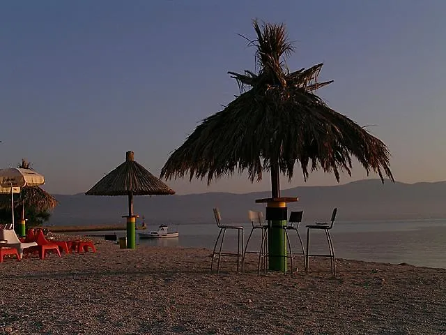 アパート Capitano スラティネ